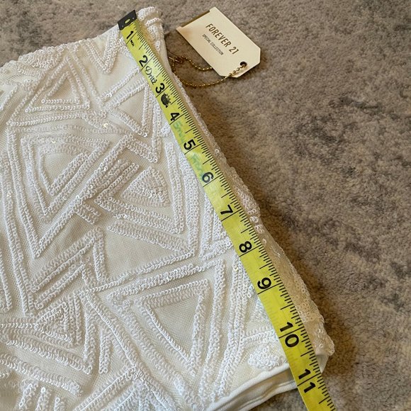 Forever21 White Embellish Shorts special occasion - Picture 10 of 11